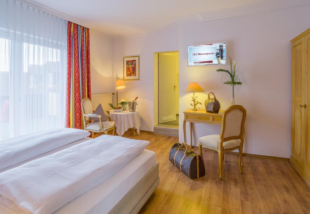 Hotel Krone Alzenau Dış mekan fotoğraf